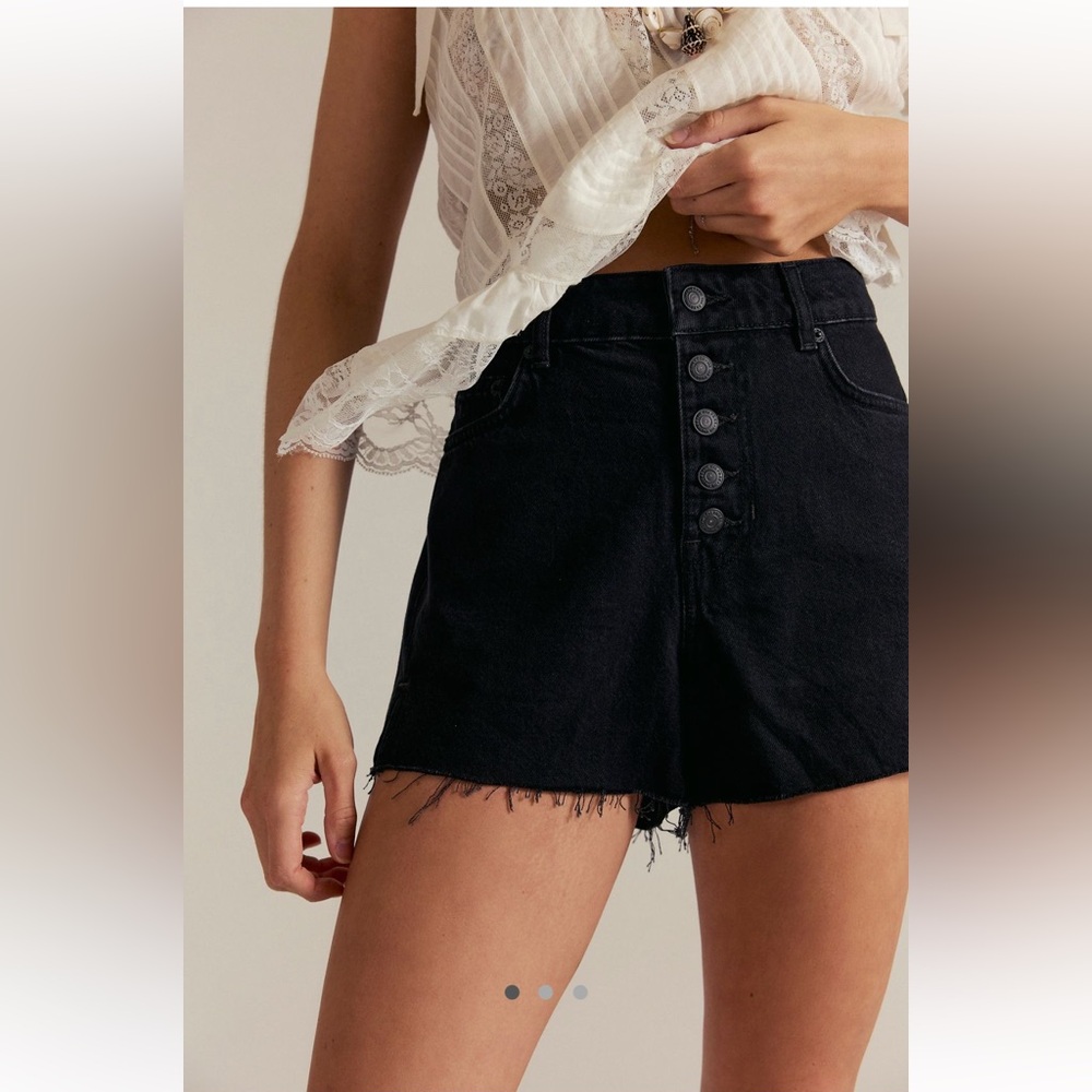 We the Free Angelica Denim Mid-Thigh Shorts Liquorice (black) size 26 NWT